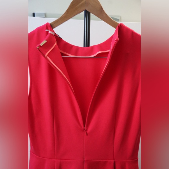 NWT Tulip Red/Pink Peplum Elle Tahari Judy Dress Size 10 - Picture 8 of 11